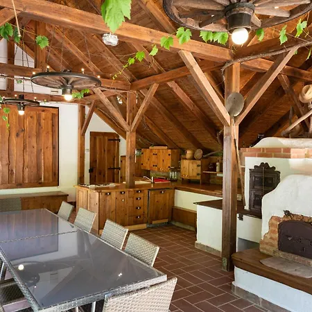 アパート Eletmagtar *